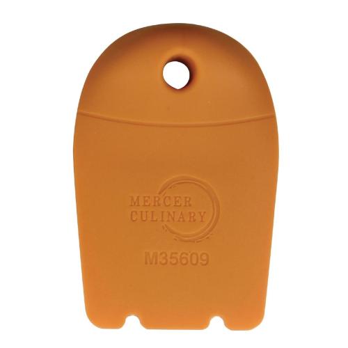 Mercer Culinary Silicone Plating Wedge - 4mm Horseshoe Arch